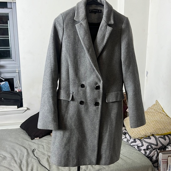 Zara Jackets & Blazers - WOMENS GREY ZARA TRAFALUC PEACOAT BARELY WORN